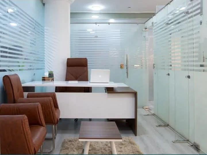 غرفة استشارة خاصة داخل Choice Clinic
